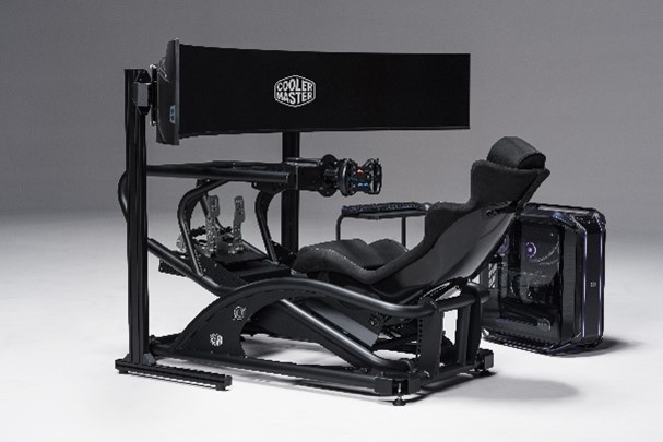 Cooler Master pomjera granicu u simulaciji utrka sa Dyn X Picture1