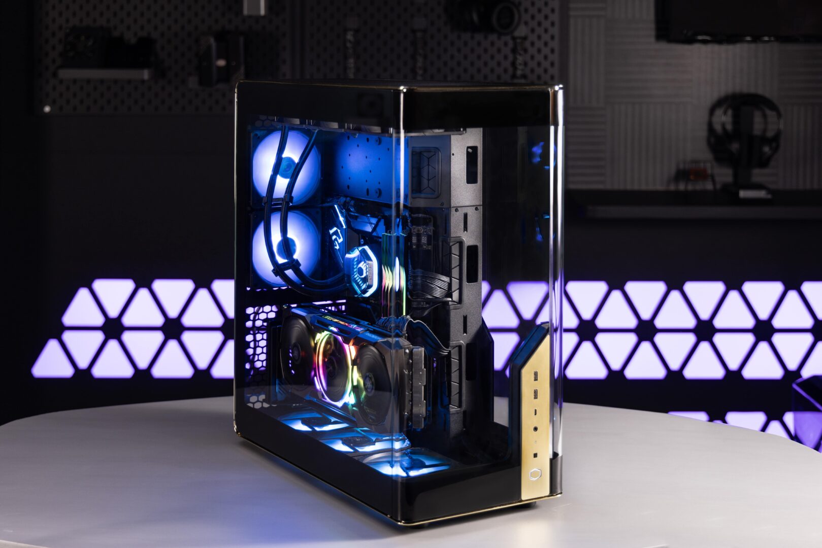 Cooler Master će na Computexu 2024 prikazati sljedeću generaciju hlađenja, napojnih jedinica, kućišta i mnogo toga više 32996 min